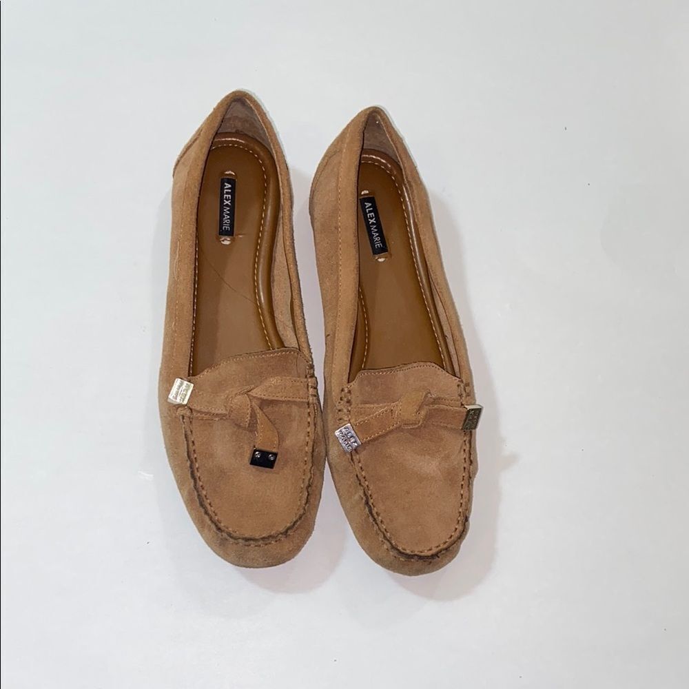 ALEX MARIE Tan Moccasin-Style Slip-On Flats Size 9.5M